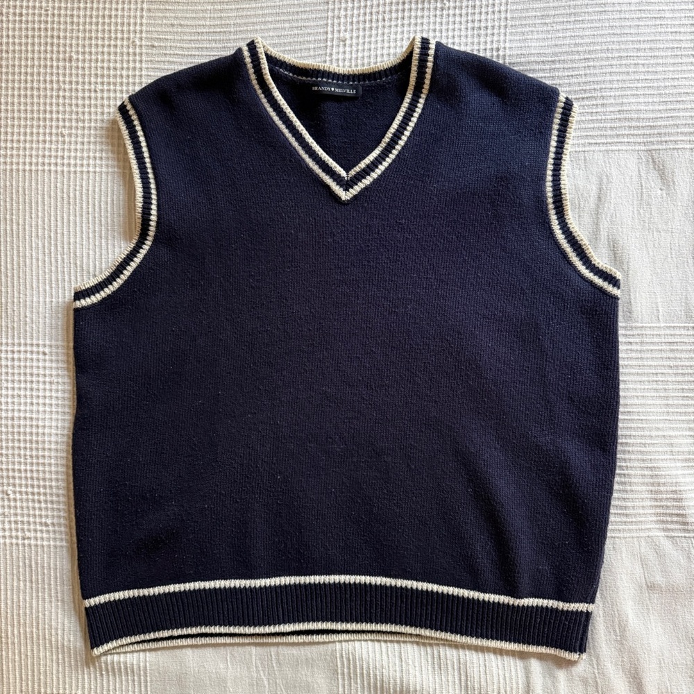 Brandy Melville Oversized Sweater Vest
